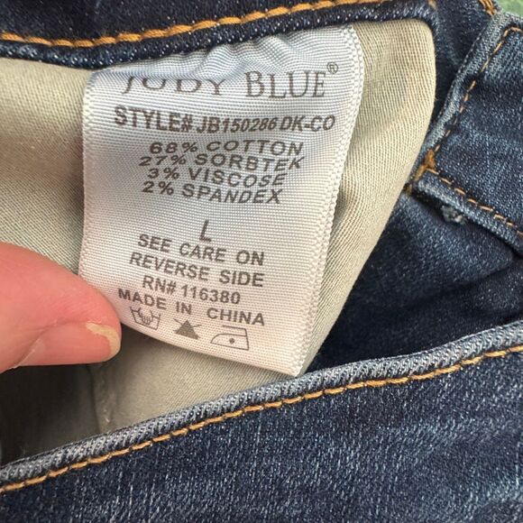 Judy Blue Tummy Control Cooling Shorts Size Large - Picture 6 of 6